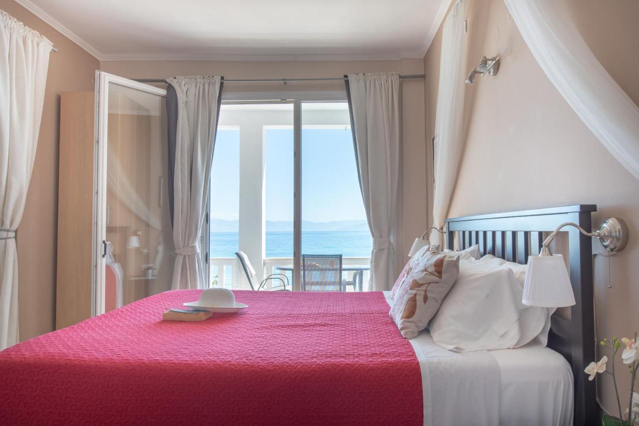 Galini Beach Studios And Penthouse Mesongi Luaran gambar