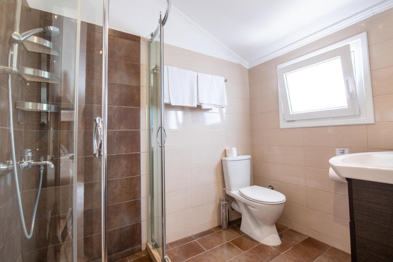 Galini Beach Studios And Penthouse Mesongi Luaran gambar