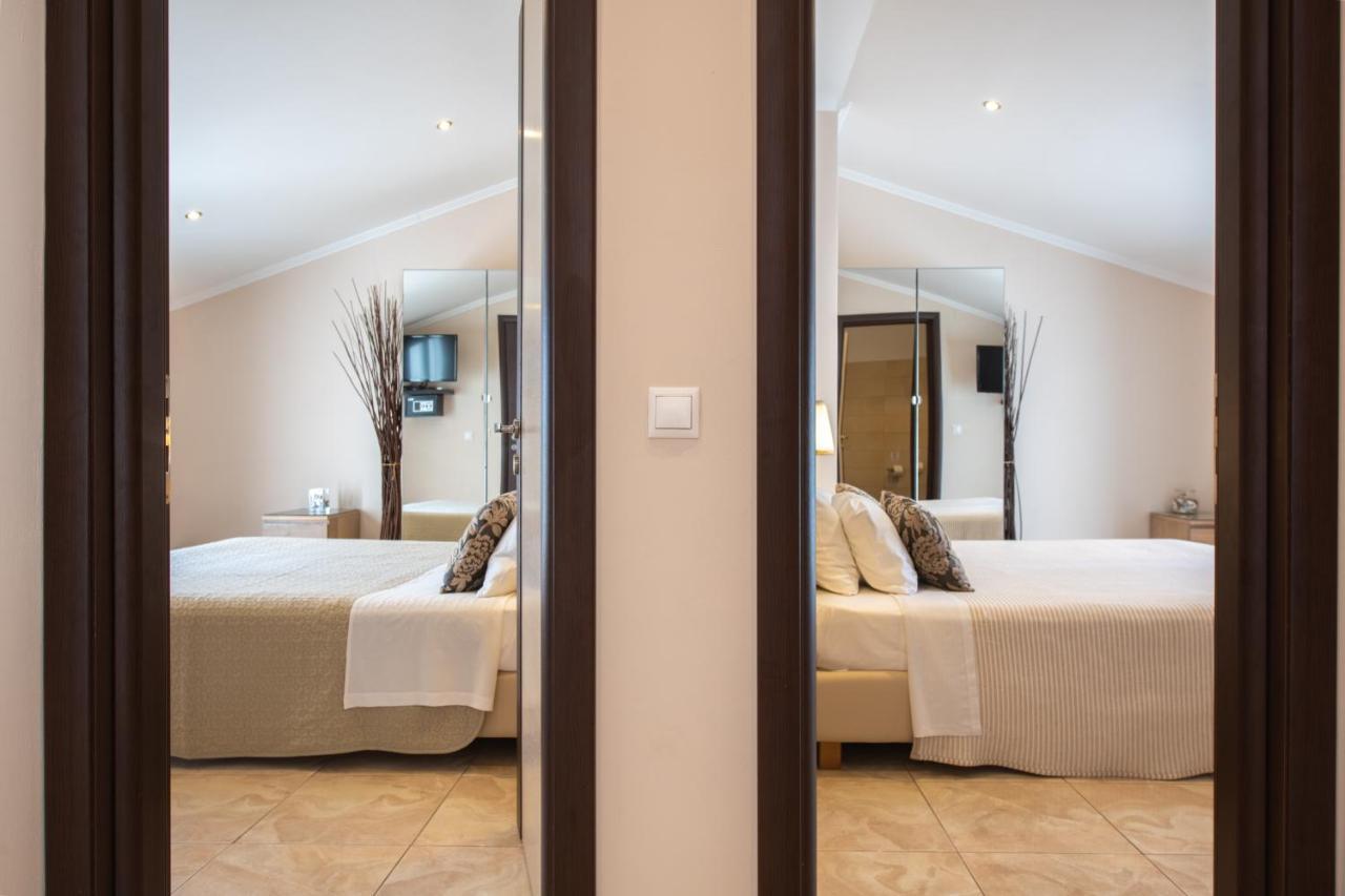 Galini Beach Studios And Penthouse Mesongi Luaran gambar