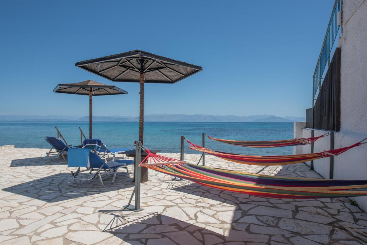 Galini Beach Studios And Penthouse Mesongi Luaran gambar