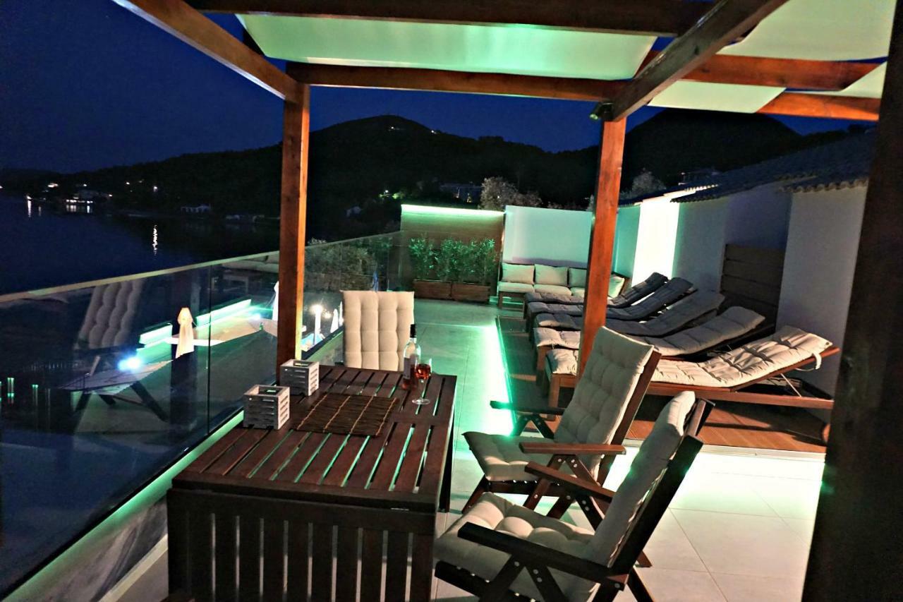 Galini Beach Studios And Penthouse Mesongi Luaran gambar